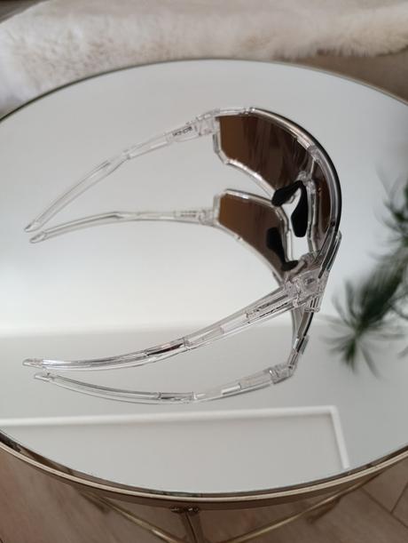 Slnečné športové okuliare, 