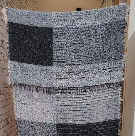 Veľký teplý šál, stradivarius