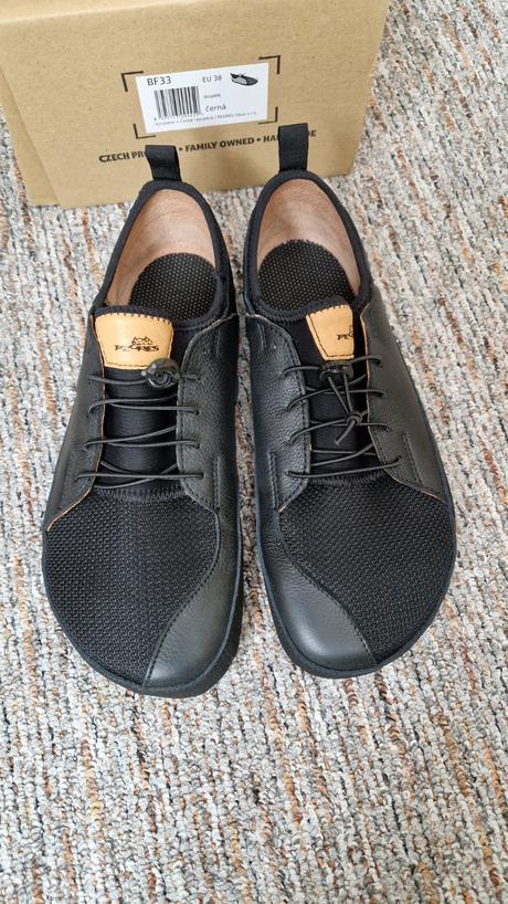 Pegres tenisky, pegres,38