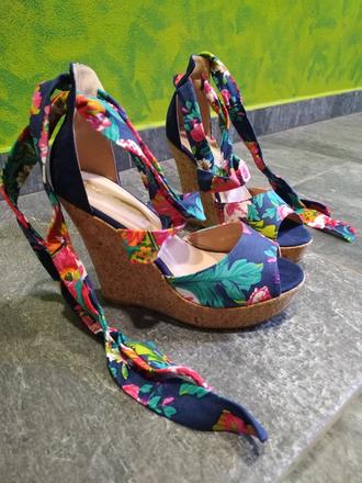 Sandale na platforme, 41