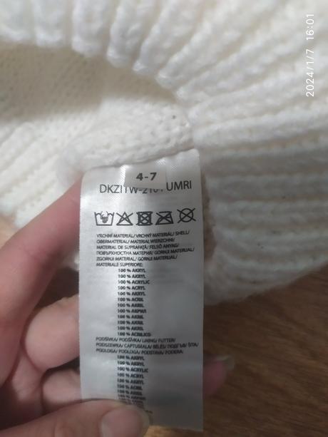 Dievčenská zimná čiapka, 116