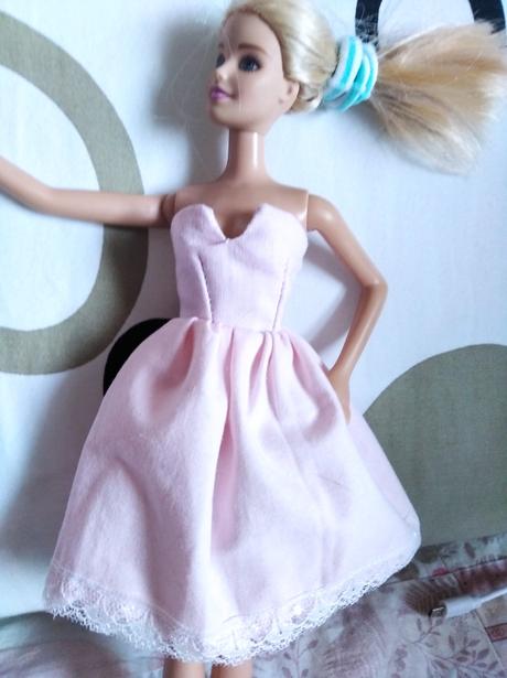 Šaty pre babiku barbie, 