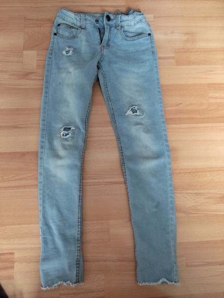 Dievčenské rifle, 140