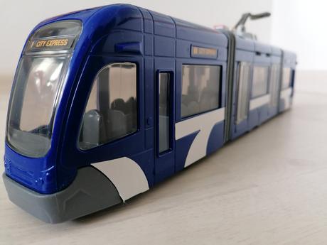 Trolejbus so zvukmi a svetlom, 