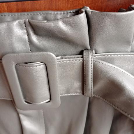 Koženkové nohavice, h&m,36