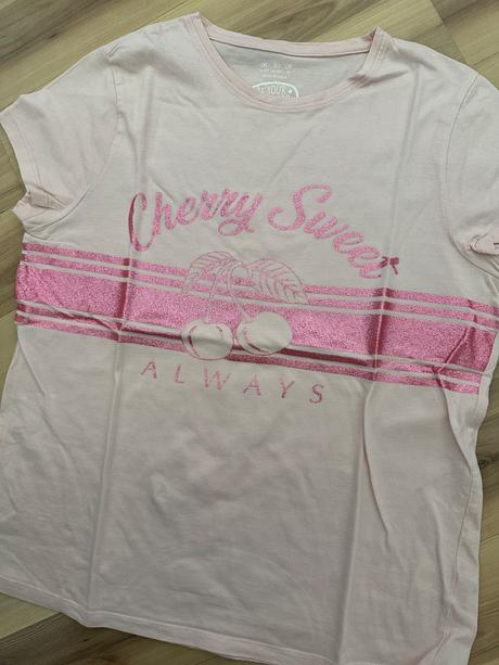 Tricko ceresne trblietave, f&f,146