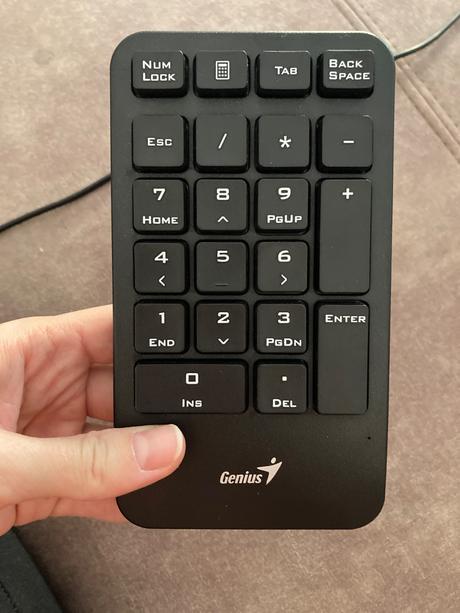 Numericka klavesnica bezdrotova, genius