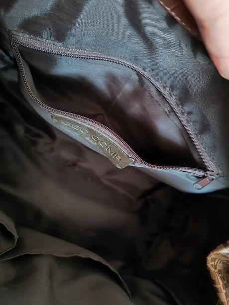 Krásna trendová kabelka,