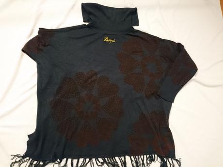 Pulover / pončo, desigual,xl
