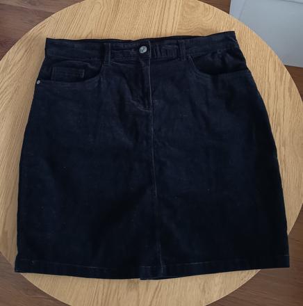 Menčestrová čierna sukňa, l