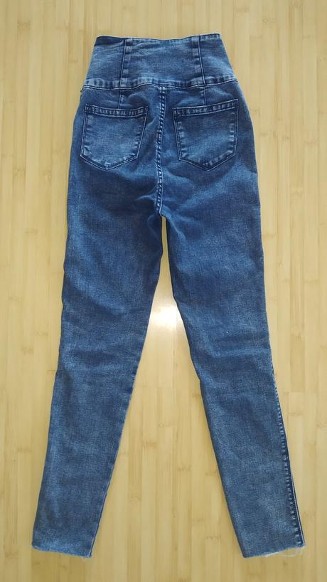 Rifle s vyšším pasom, 146