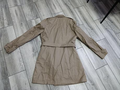 Jarný plašť -38, 38