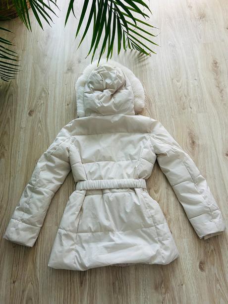 Nádherná bunda značky oysho, pc 122,99 eur, m