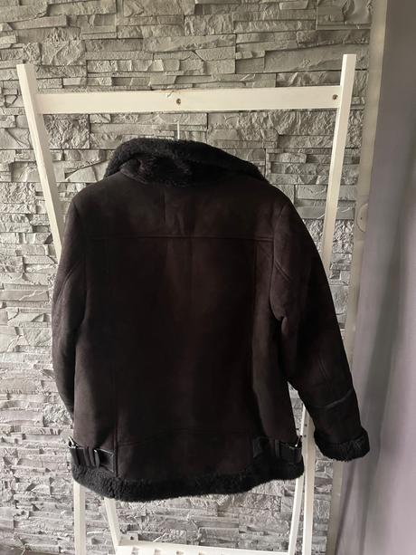 Pull&bear v.s, pull&bear,s