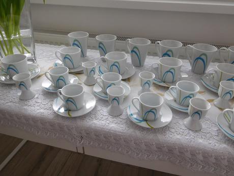 Porcelánová sada na čajík+kapučíno+kávičku-nová, 