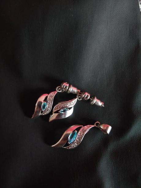 Náušnice+prívesok, 