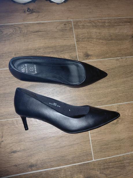 Lodicky, marks & spencer,40