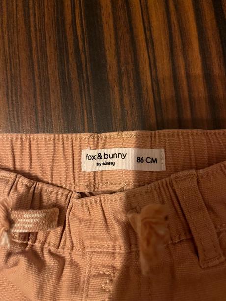 Nohavice, fox & bunny,86