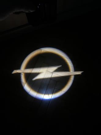 Projektory svetlá do dverí do auta s logom,
