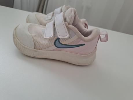Detske tenisky, nike,22