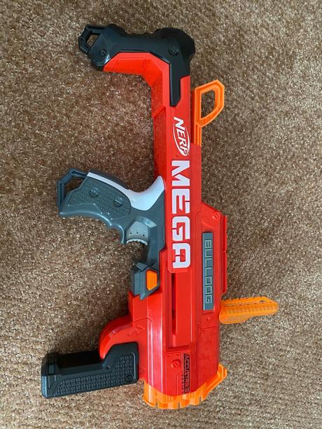 Nerf mega bulldog, 