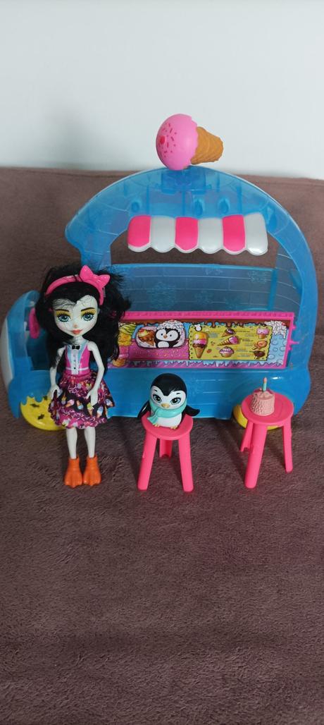 Enchantimals babika- sada zmrzlinarske auto, 