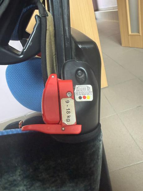 Autosedačka recaro, recaro