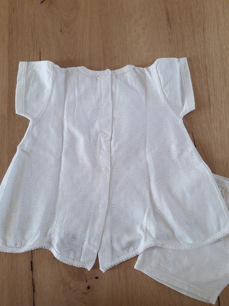 Šaty + kraťasy, sofija,86