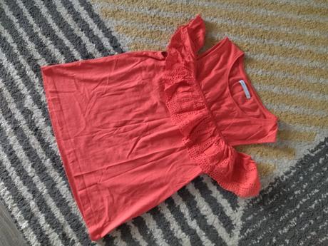 Tielko s volánom house, house,m