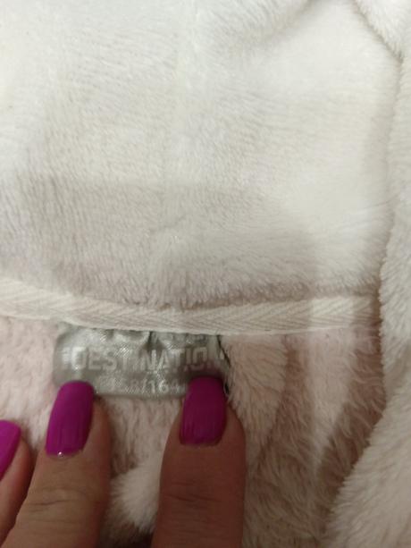 Dievčenský župan, 158