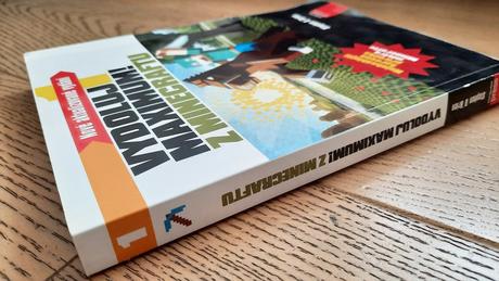 Kniha / vydoluj maximim z minecraftu, 