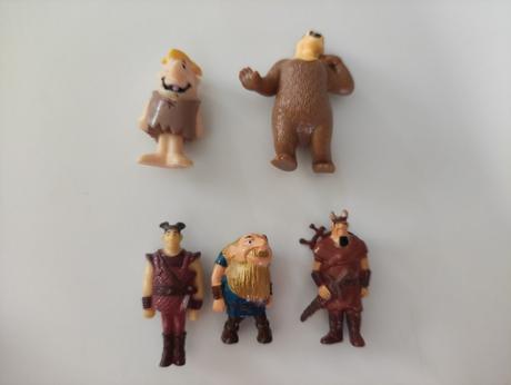 Kinder rozpravkove postavicky,