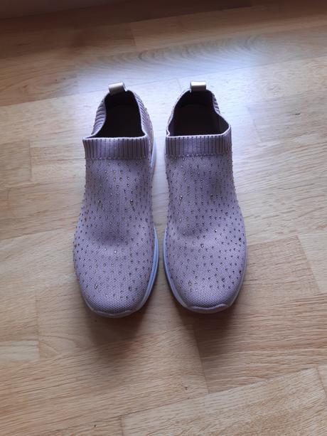 Mäkkučké topánočky s kamienkami, deichmann,38