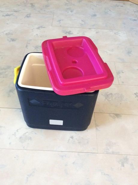 Malá prenosná chladnička na bicykel,