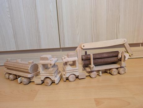 Drevené auta,