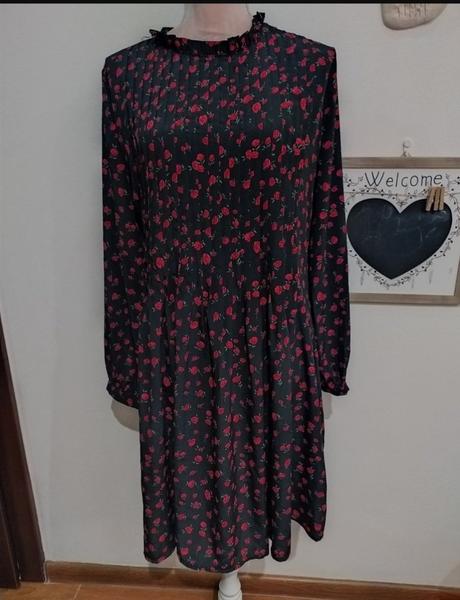 Kvetovane šaty, reserved,38
