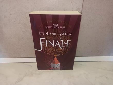 P stephanie garber - finale, 