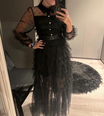 Šaty s golierikom, s