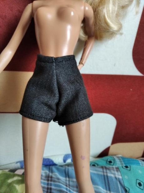 Barbie oblečenie,