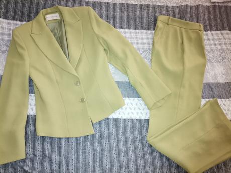 Dámsky /dievčenský kostým č. 36, 36