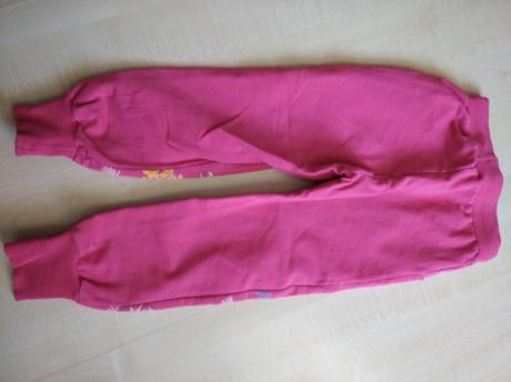 Tepláky s patentom, 104