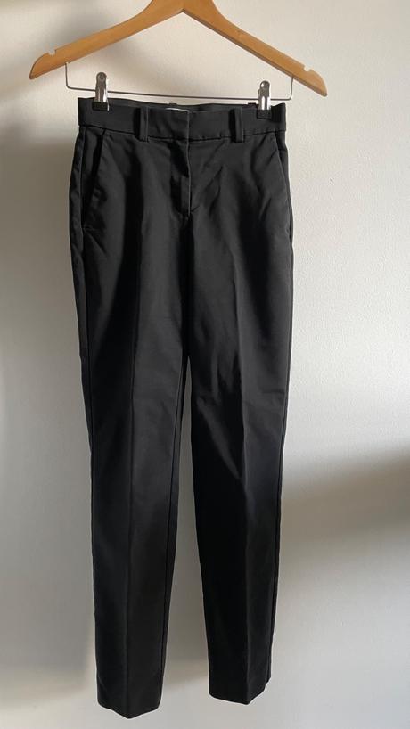 Elegantné cigaretové nohavice s pukmi do práce, h&m,32