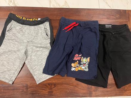Šortky 2+1 grátis, c&a,128