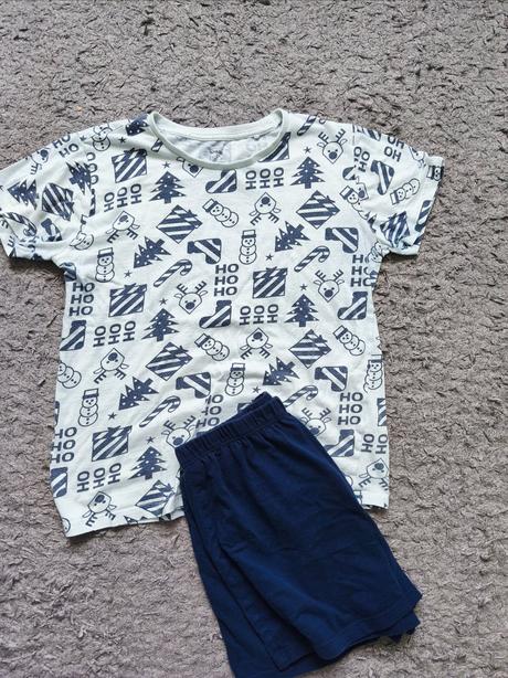 2x pyžamo, sinsay,152