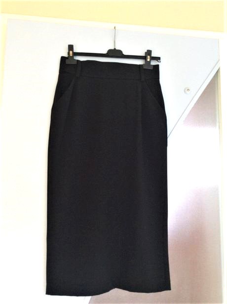 Kvalitná luxusná sukňa, m