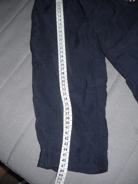 Tmavomodré zateplené gate, 86