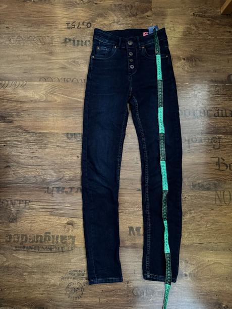 Tmavomodré elastické skinny rifle, takko,134