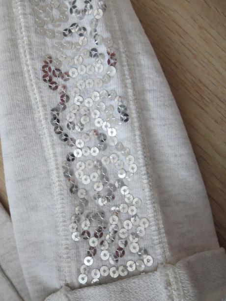 Tepláky, l.o.g.g.,122