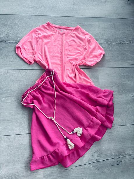 Nádherná sukňa nenosené, 140