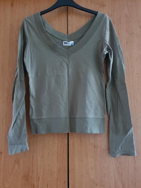 Bavlnene tricko bsk - obojstranny v vystrih, bershka,s